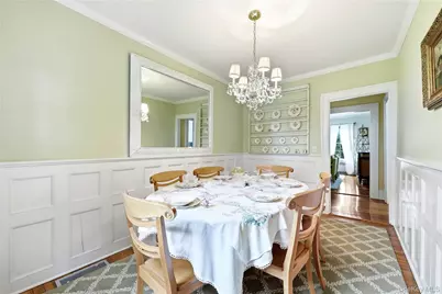 129 Bayview Avenue, Amityville, NY 11701 - Photo 15
