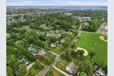 129 Bayview Avenue, Amityville, NY 11701 - Photo 49