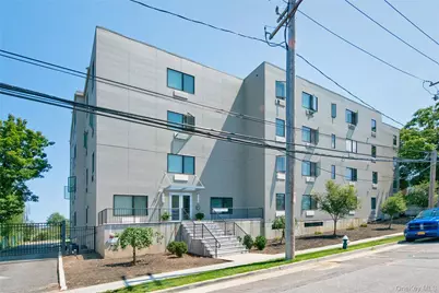 479 Front Street #4G, Hempstead, NY 11550 - Photo 11