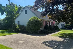 363 3rd Ave, Bayport, NY 11705 - Photo 5