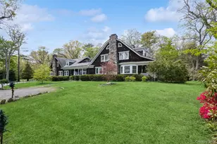 208A Wheatley Rd, Old Westbury, NY 11568 - Photo 35