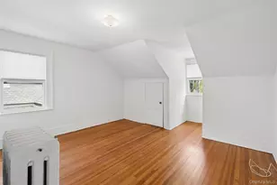 208A Wheatley Rd, Old Westbury, NY 11568 - Photo 21