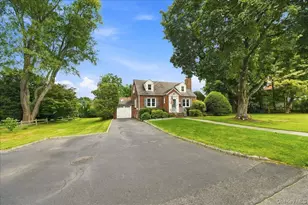 332 Kelly St, Hawthorne, NY 10532 - Photo 3