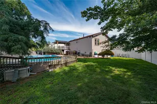 61 Linda Ln, North Babylon, NY 11703 - Photo 29