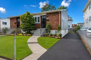 69-31 Almeda Ave, Arverne, NY 11692 - Photo 1