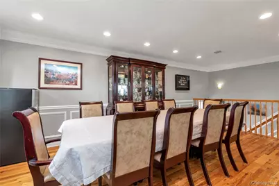 647 Jarvis Avenue, Far Rockaway, NY 11691 - Photo 7