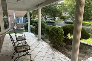 222-44 Garland Dr, Bayside, NY 11364 - Photo 21