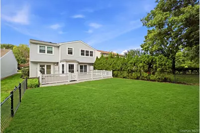 215 Fairfield Drive E, Holbrook, NY 11741 - Photo 25