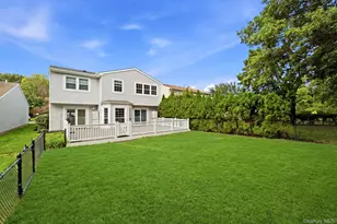215 Fairfield Dr E, Holbrook, NY 11741 - Photo 25
