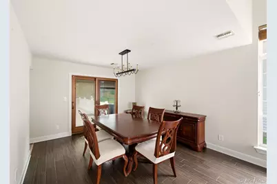 215 Fairfield Drive E, Holbrook, NY 11741 - Photo 5