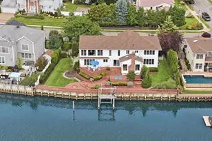 211 Whitewood Dr, Massapequa Park, NY 11762 - Photo 37