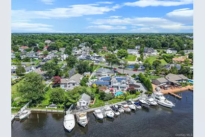 64 Mowbray Avenue, Bay Shore, NY 11706 - Photo 47