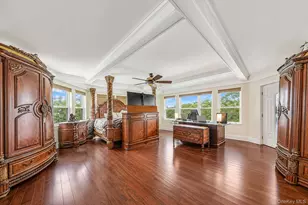 64 Mowbray Ave, Bay Shore, NY 11706 - Photo 11