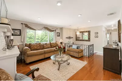 12 Linden Lane, Farmingville, NY 11738 - Photo 5