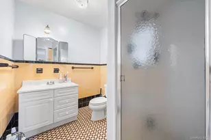 3 Demott Ave, Rockville Centre, NY 11570 - Photo 27