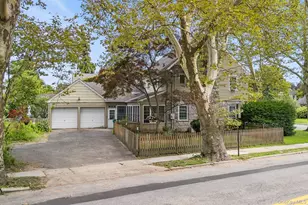 3 Demott Ave, Rockville Centre, NY 11570 - Photo 5