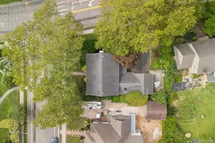 3 Demott Ave, Rockville Centre, NY 11570 - Photo 7