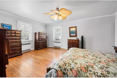 3 Demott Avenue, Rockville Centre, NY 11570 - Photo 25