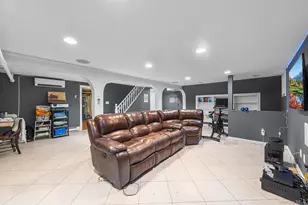 3 Demott Ave, Rockville Centre, NY 11570 - Photo 31