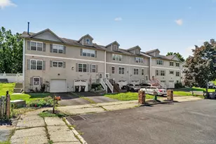 43 Mayer Dr, Middletown, NY 10940 - Photo 3