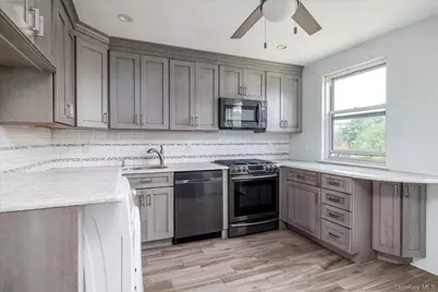 245-41B 77th Crescent #2nd Fl, Bellerose, NY 11426 - Photo 5