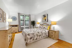 43-25 Douglaston Pkwy, Douglaston, NY 11363 - Photo 9