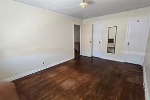 105-31 63rd Ave, Forest Hills, NY 11375 - Photo 15