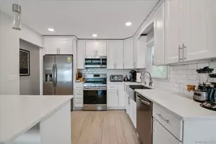 845 E Walnut St, Long Beach, NY 11561 - Photo 3