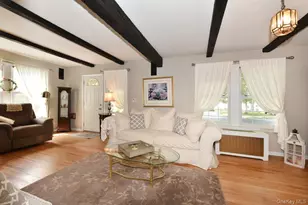 154 Argyle Rd, Garden City, NY 11530 - Photo 3