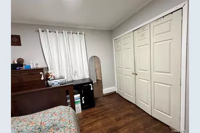 89 Bruce Avenue, Hicksville, NY 11801 - Photo 15