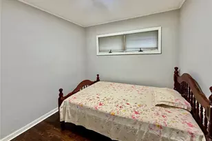 89 Bruce Ave, Hicksville, NY 11801 - Photo 9
