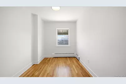 3337 Gunther Avenue, Bronx, NY 10469 - Photo 9