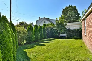93 Gilmore Blvd, Floral Park, NY 11001 - Photo 17