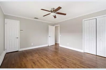 5 Willow Street, Bayville, NY 11709 - Photo 11