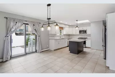 5 Willow Street, Bayville, NY 11709 - Photo 9