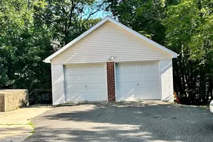 321 Canal Rd, Port Jefferson, NY 11776 - Photo 3