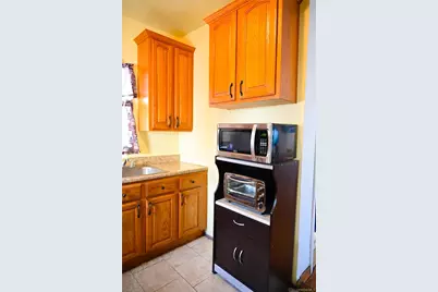 16038 111th Avenue, Jamaica, NY 11433 - Photo 7