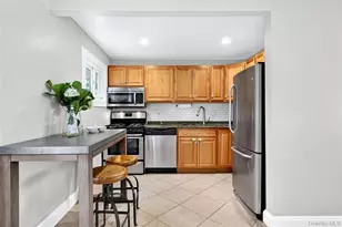 50 Commander Ave, Garden City, NY 11530 - Photo 11