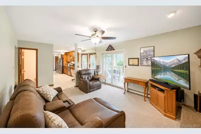 36 George Street, Sayville, NY 11782 - Photo 11