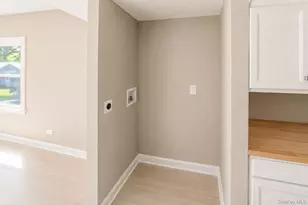 16 Jennifer Ct, Poughkeepsie, NY 12601 - Photo 7
