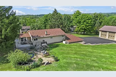 142 County Route 22, Johnson, NY 10933 - Photo 9