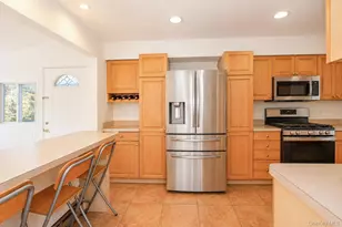 210 Dairy Ln, New Windsor, NY 12553 - Photo 9