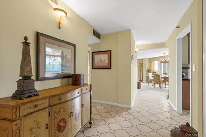 25 Rockledge Avenue #205, White Plains, NY 10601 - Photo 3