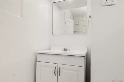 10 S 13th Avenue #2, Mount Vernon, NY 10550 - Photo 19