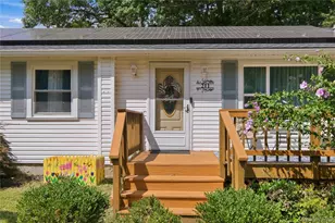 211 Hampton Ave, Mastic, NY 11950 - Photo 3