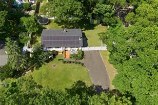 211 Hampton Ave, Mastic, NY 11950 - Photo 29