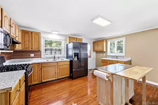 211 Hampton Ave, Mastic, NY 11950 - Photo 15