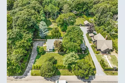 353 S Country Road, Brookhaven, NY 11719 - Photo 5
