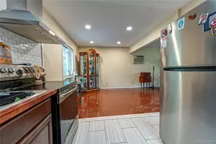 40 Rockland Ave, West Babylon, NY 11704 - Photo 9