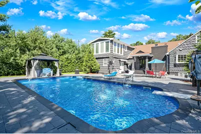 8 Ralph Avenue, Brentwood, NY 11717 - Photo 5